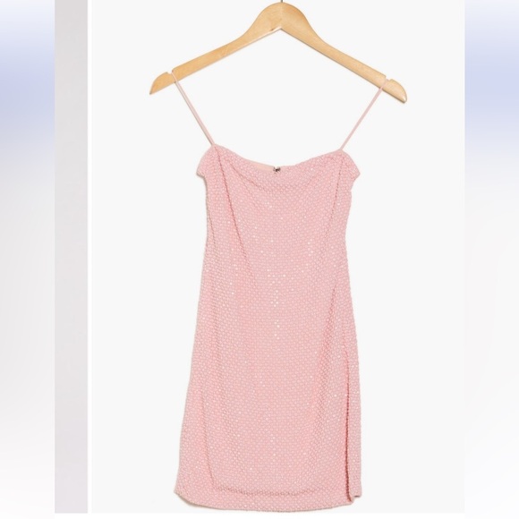NWT ALICE + OLIVIA Leila strapless embellished soft pink mini dress size 6 - Picture 2 of 12